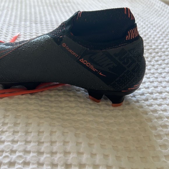 phantom ghost cleats